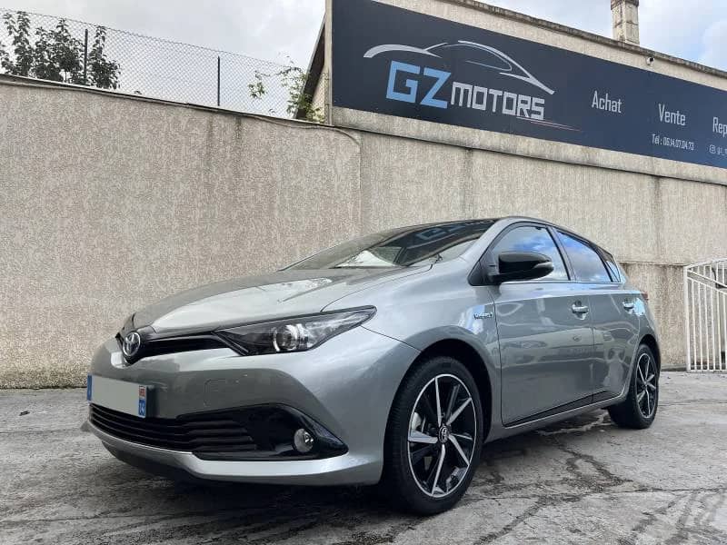 Toyota AURIS 1.8 hybride 136CH LE HAVRE