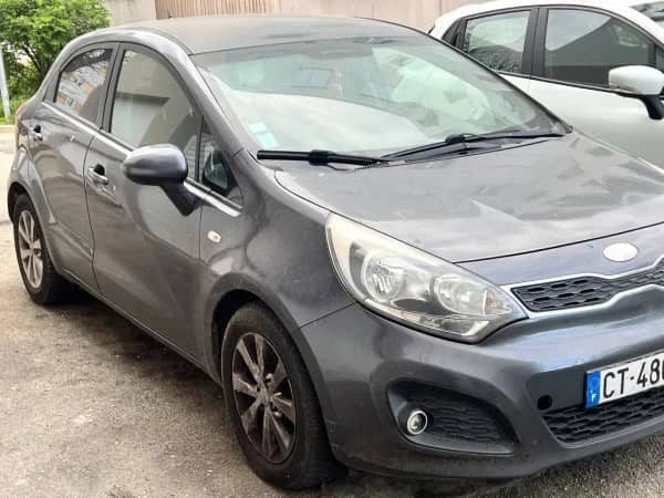 Kia Rio 2013 - Essence Manuelle 220000km