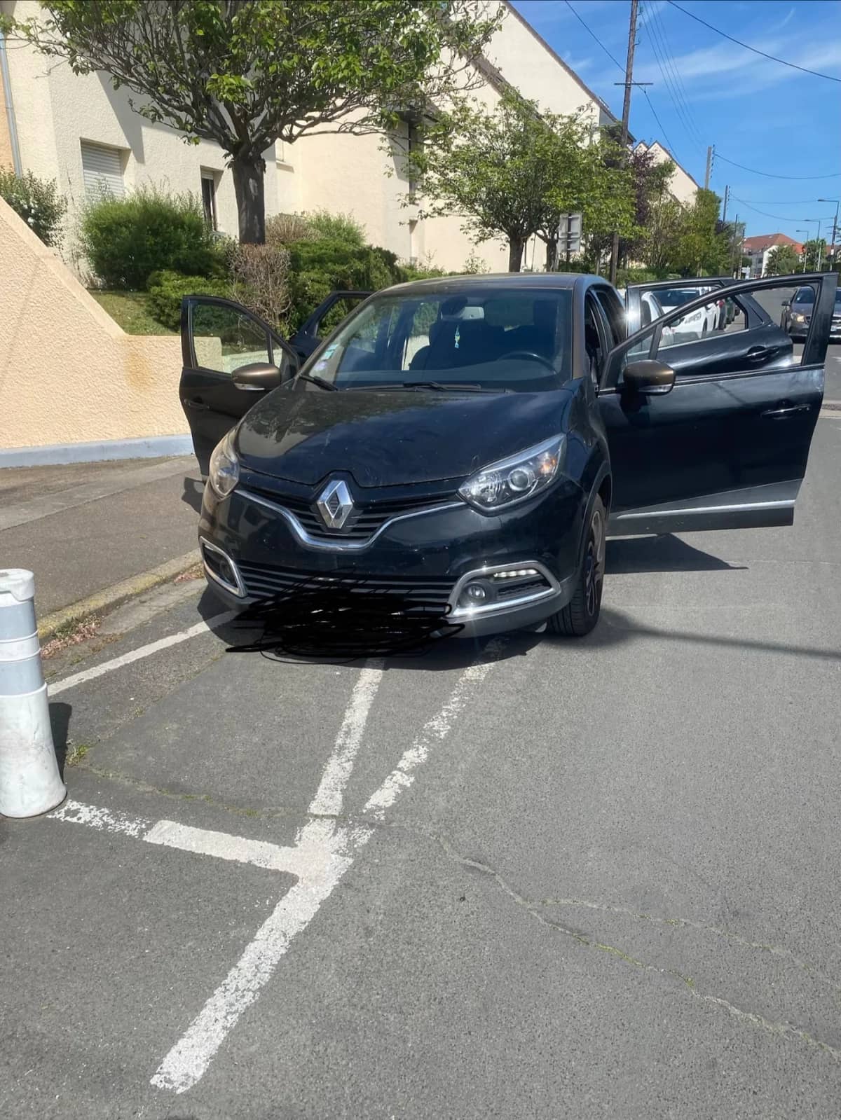 Renault — photo 1